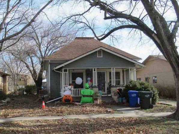 214 S Lincoln St, Hillsboro, KS 67063