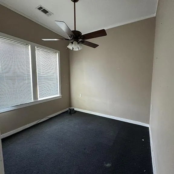 101 S 25th St — Photo 11