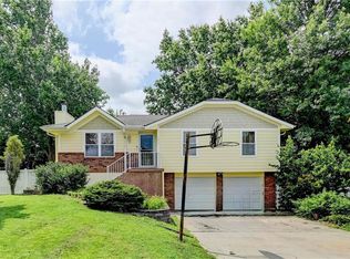 1401 NE 114th St, Kansas City, MO 64155