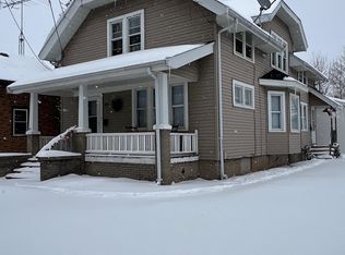1113 S 21st St, Manitowoc, WI 54220