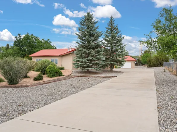 796 State Road 76, Espanola, NM 87532