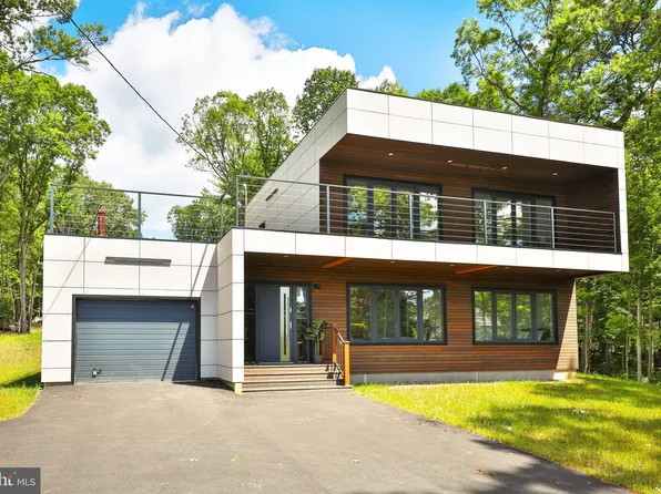 862 Beaver Run Dr, Lehighton, PA 18235