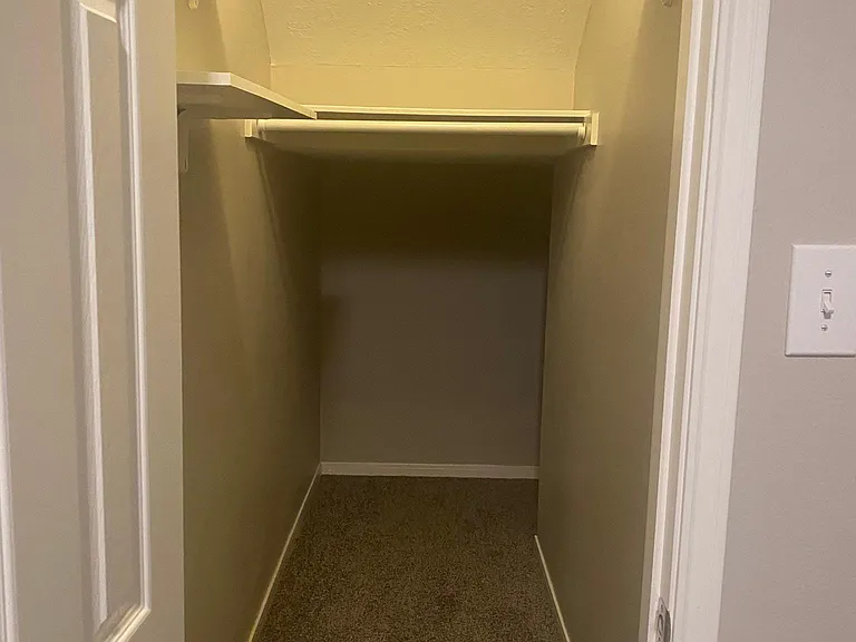 9403 Meadow Point Ct — Photo 21
