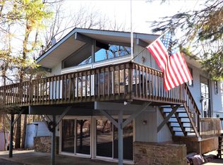 122 Maple Rd, Blakeslee, PA 18610