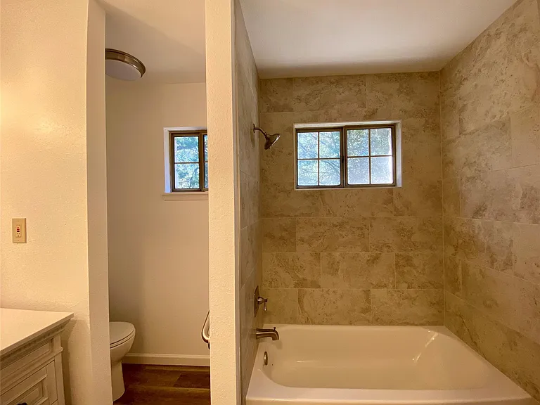 5502 Longhorn Lndg — Photo 13