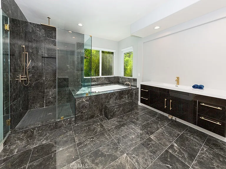 28408 N Hidden Hills Dr — Photo 18