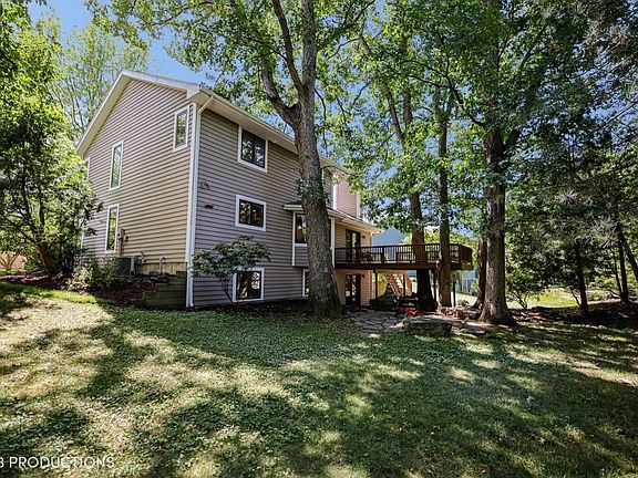 4th image of 3816 Chimney Hill Dr