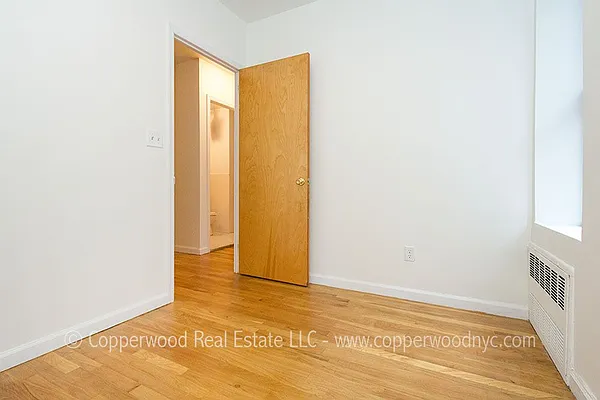 Rented by Copperwood Real Estate | media 16