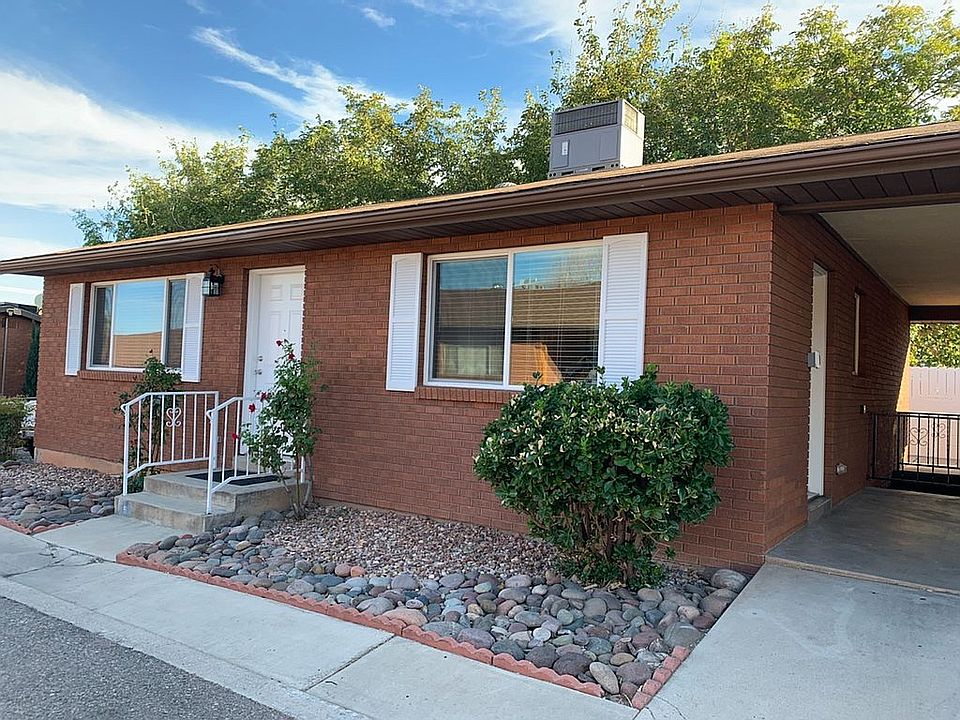 Three Palms Condo #9