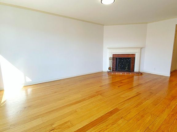 3rd image of 1952 19th Ave #1