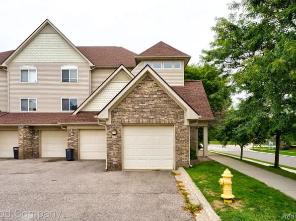 877 Brandon Ave, Pontiac, MI 48340