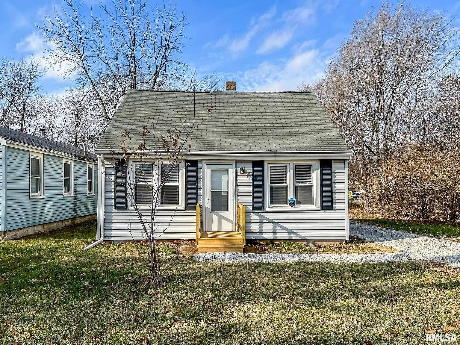 1809 S East Ln photo 1