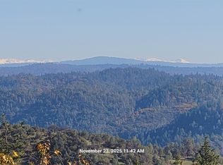 160 Flood Ln, Auburn, CA 95603