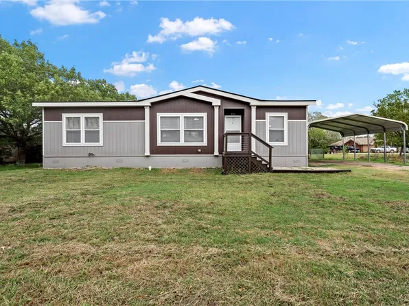 203 S Spencer St, Mart, TX 76664