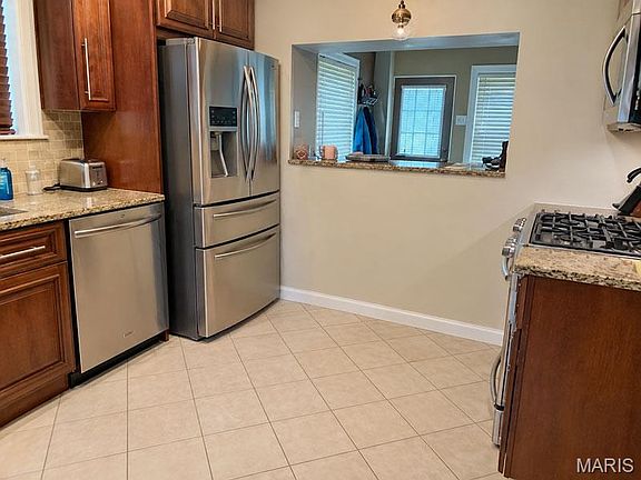 5th image of 7322 Ravinia Dr