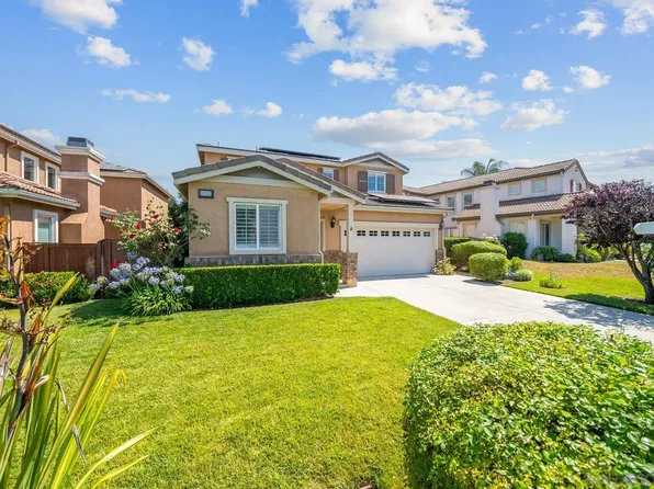 10242 Spruce Woodlands Way, Escondido, CA 92026