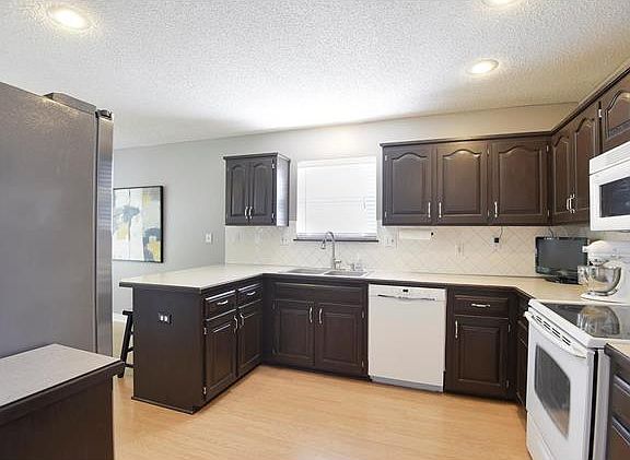 4th image of 21704 W 50th St