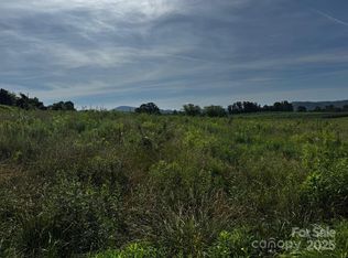 706 Beehive Rd #3, Hendersonville, NC 28792