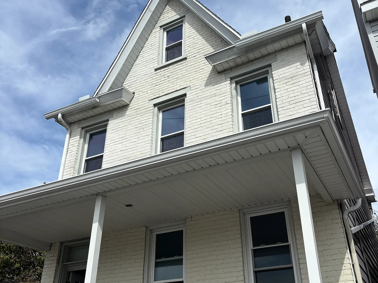 2 bed, $950 — Photo 1