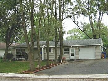 1st image of 9 Aspen Ln