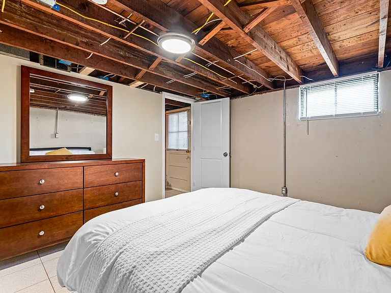 1304 Dammert Ave — Photo 26