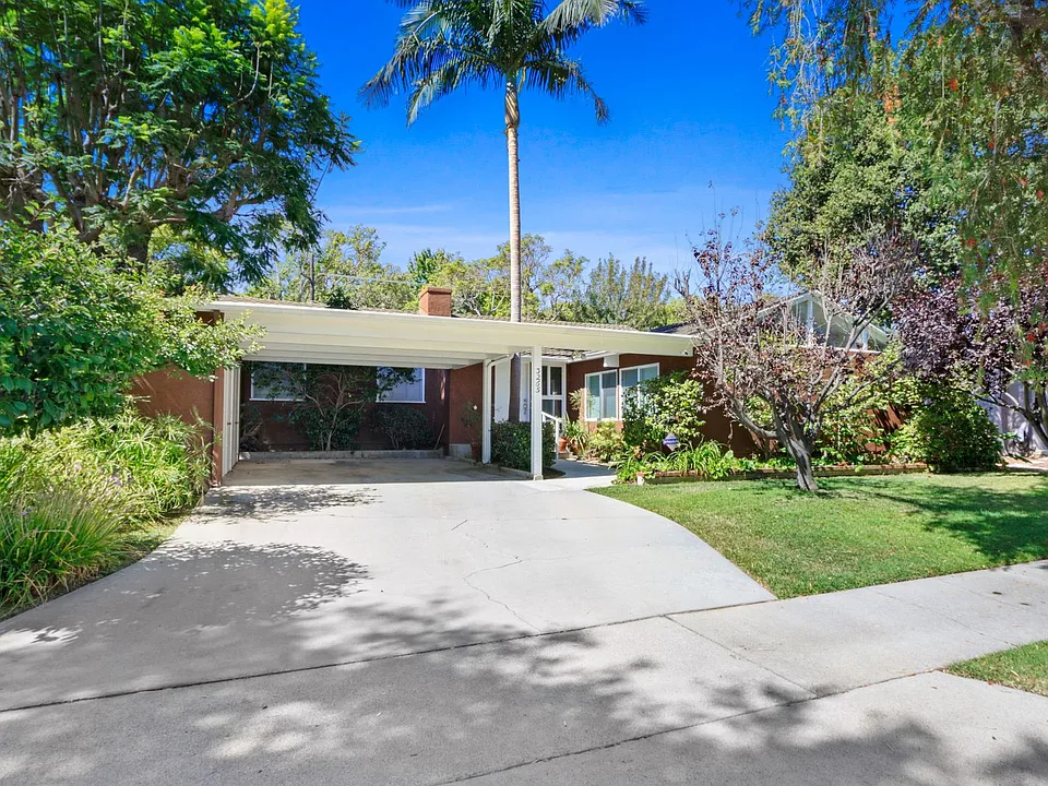 3265 Stoner Ave