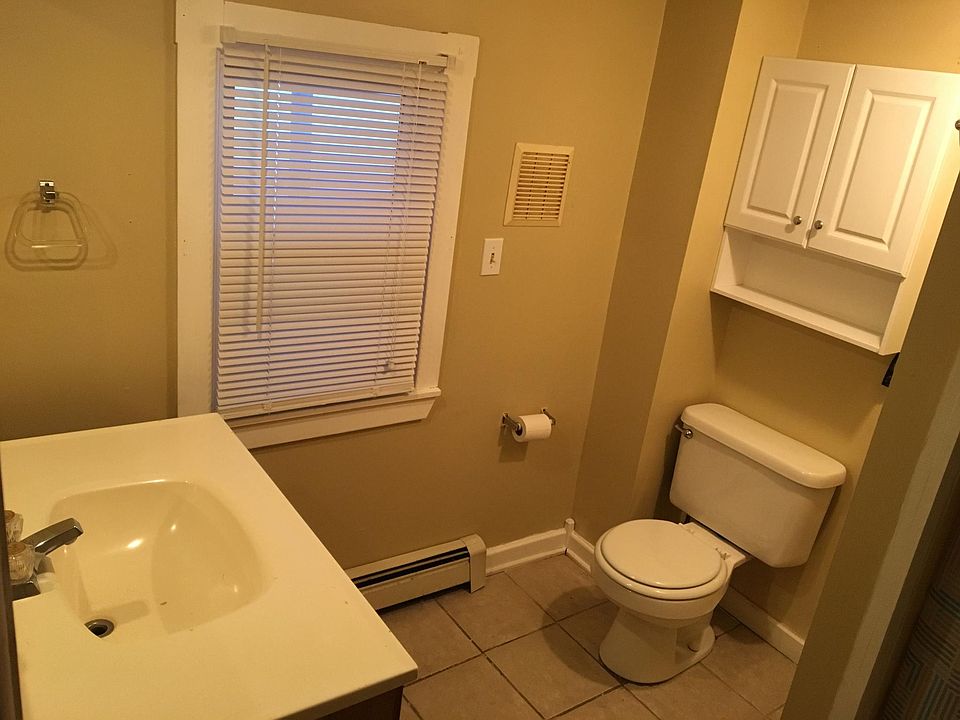 1st image of 707 Pawling Ave #1