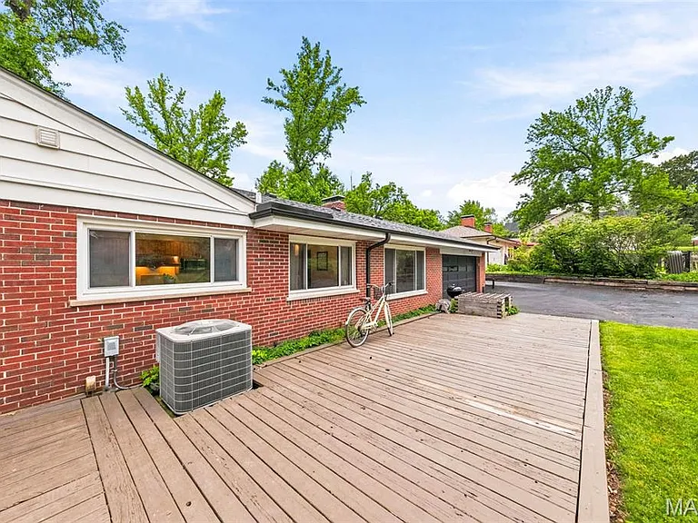 23 Beaver Dr — Photo 36