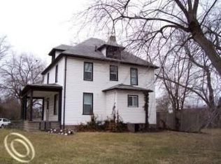 25170 W Eight Mile Rd, Southfield, MI 48033