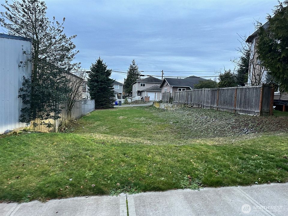 2nd image of 2808 Cedar Street