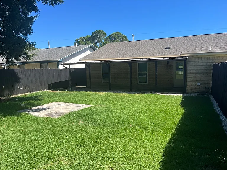 3238 Santa Rosa Dr — Photo 31
