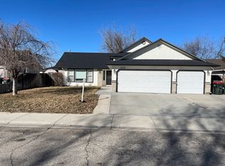 2020 E Chimere Dr, Meridian, ID 83646