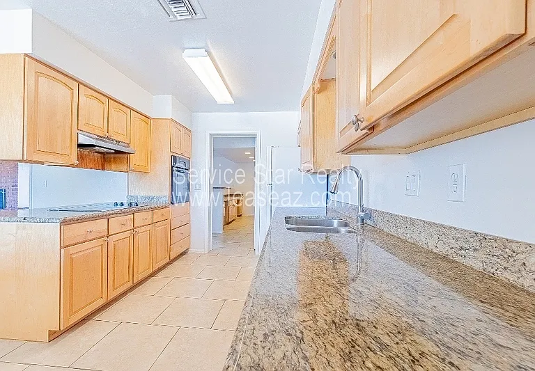 532 W Dublin St — Photo 18