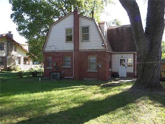 3rd image of 7442 Paseo Blvd