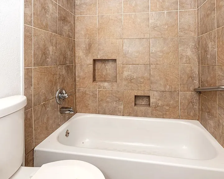 5612 Rose Dr — Photo 15