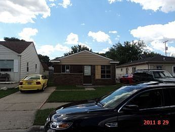 1st image of 1839 Hanford Ave
