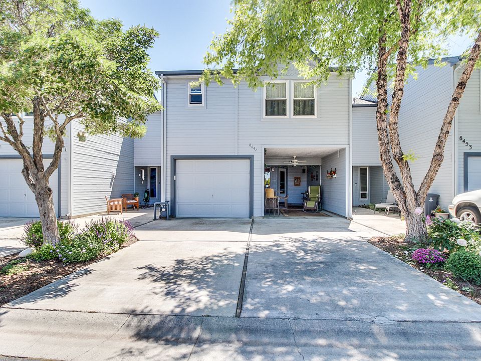 Front view of townhome