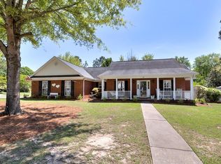 20 Belmont Dr, Camden, SC 29020