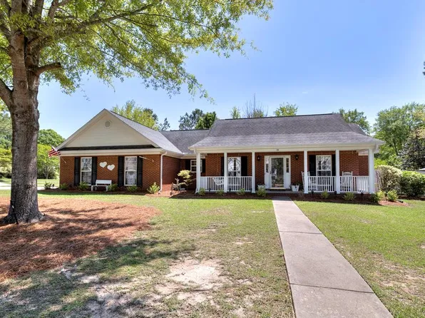 20 Belmont Dr, Camden, SC 29020