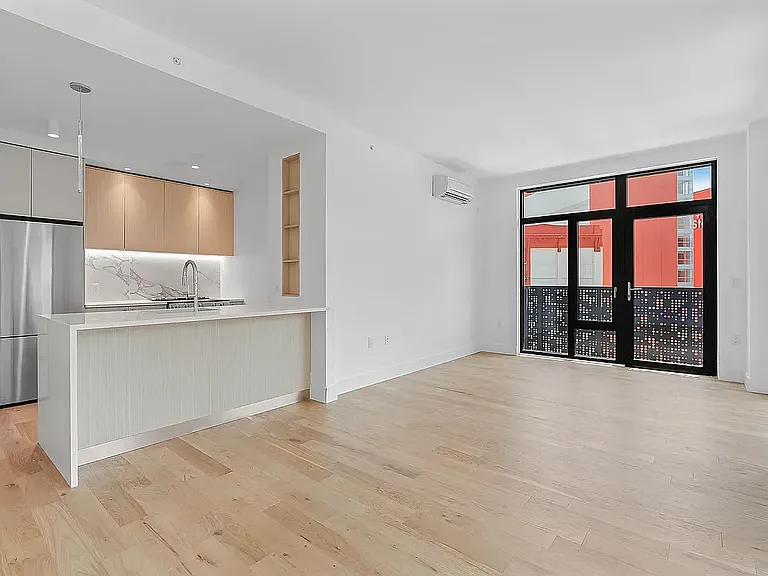 38-27 32nd St #903 — Photo 4