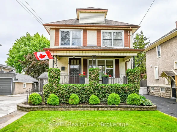 298 Stanley St, Pt Colborne, ON L3K 3A2