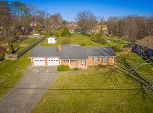 1710 Deyerle Rd SW, Roanoke, VA 24018