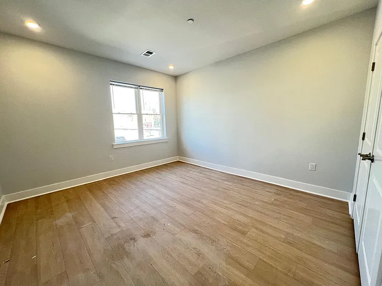 4140 W Girard Ave — Photo 4
