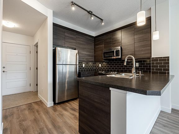 5th image of 2590 Anderson Way SW #215