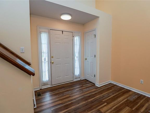 5th image of 5605 Lake Sharon Dr