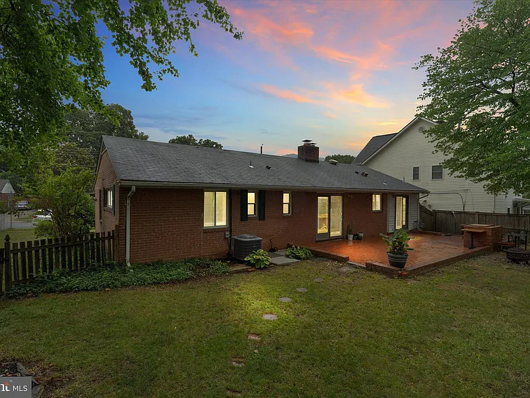 6210 Dana Ave — Photo 41