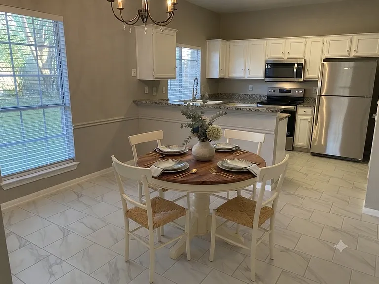 1901 Timberline Ln — Photo 5