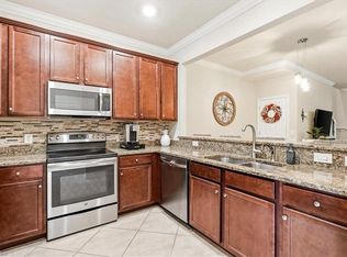 10034 Via Colomba Cir, Fort Myers, FL 33966