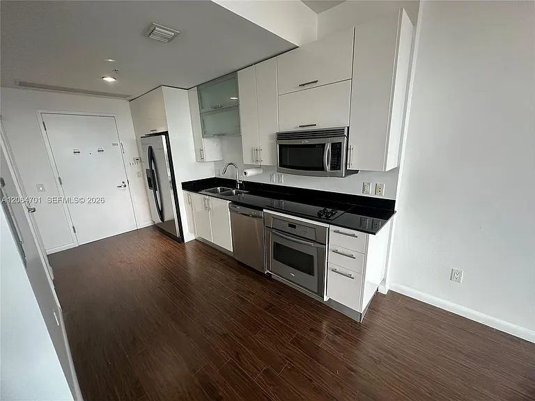 60 SW 13th St #1919 — Photo 19