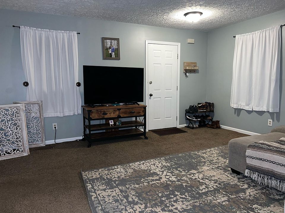 779 Five Mile Line Rd, ster, NY 14580 Zillow